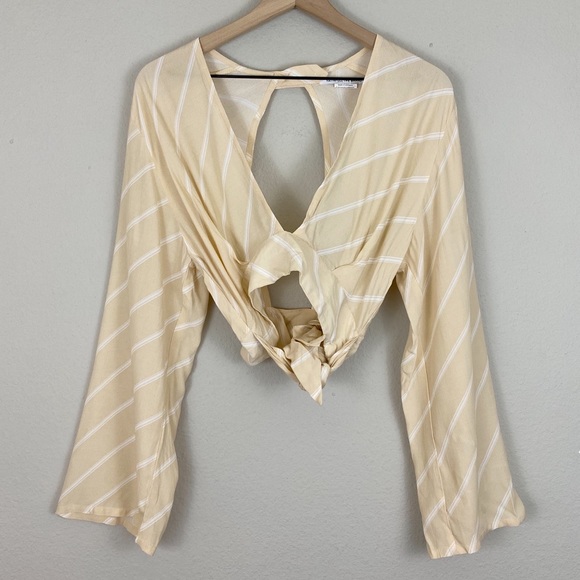 Faithfull The Brand Parisian Tie Waist Top - Picture 6 of 16